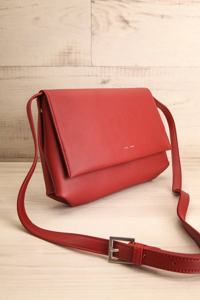 Jodith Red Faux-Leather Pixie Mood Handbag side view | La Petite Garçonne