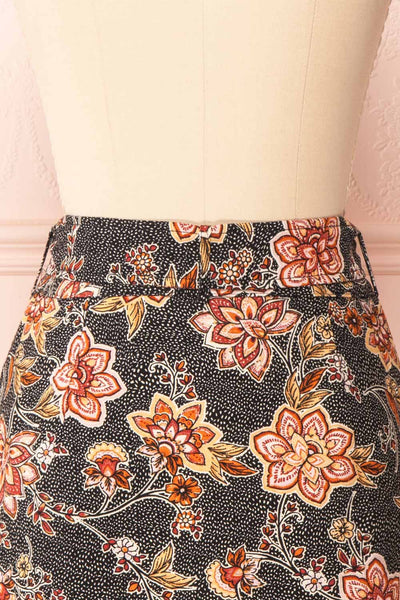 Jondora Floral Short Skirt w/ Belt | Boutique 1861 back close-up