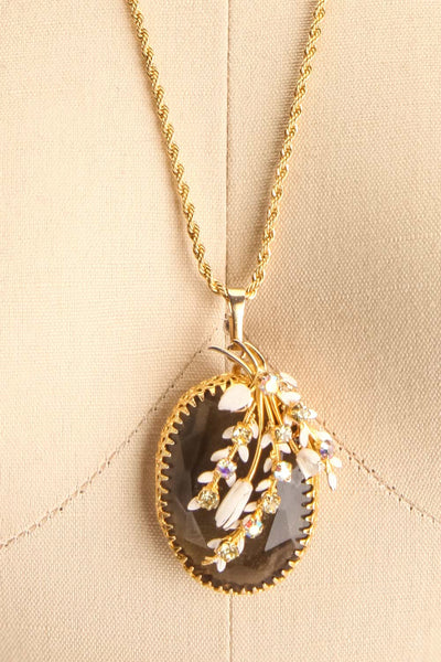 Julia Paula ~ Vintage Gold Pendant Necklace | Boudoir 1861 4
