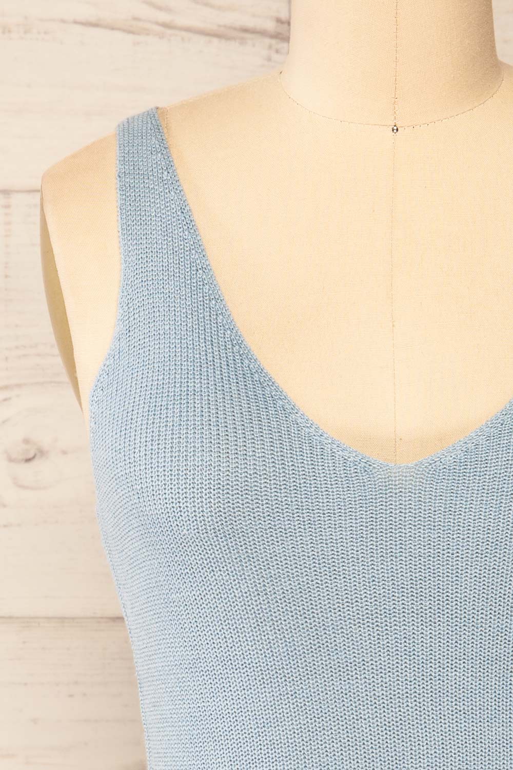 Juva Blue V-Neck Knit Tank Top | La petite garçonne front close-up