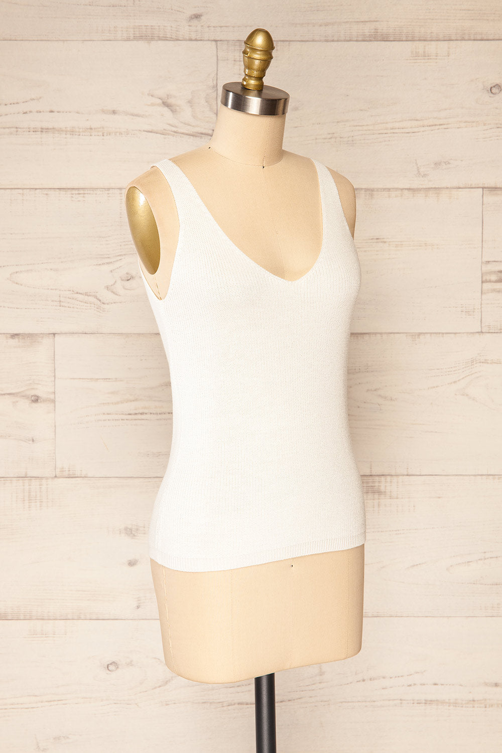 Juva White V-Neck Knit Tank Top | La petite garçonne side view 