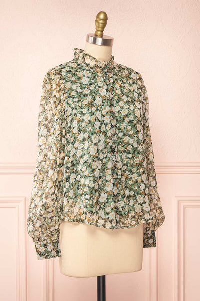 Kabeiride Floral Blouse w/ Ruffled Collar | Boutique 1861 side view