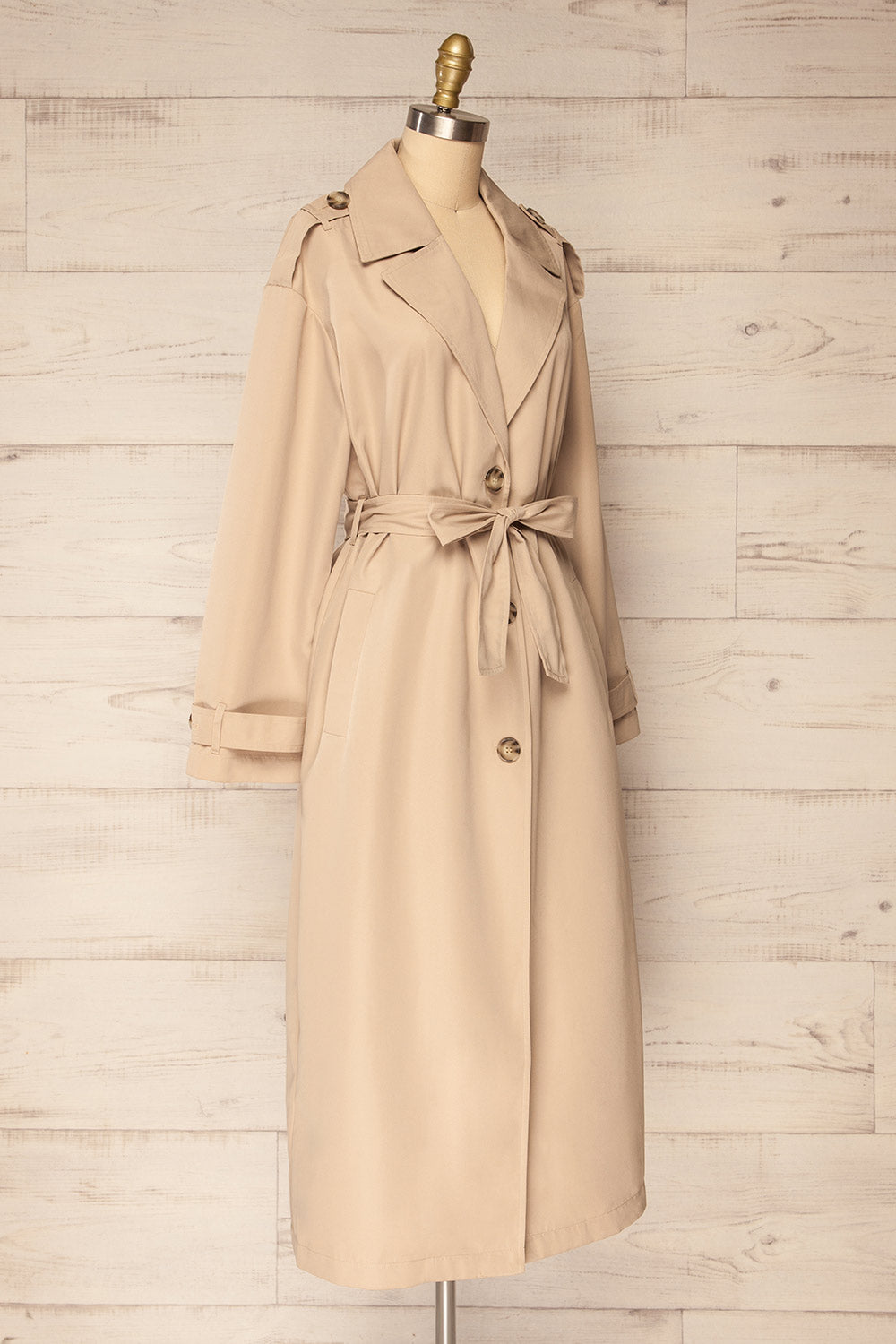 Kacovec Beige Trench Coat w/ Belt | La petite garçonne side view 