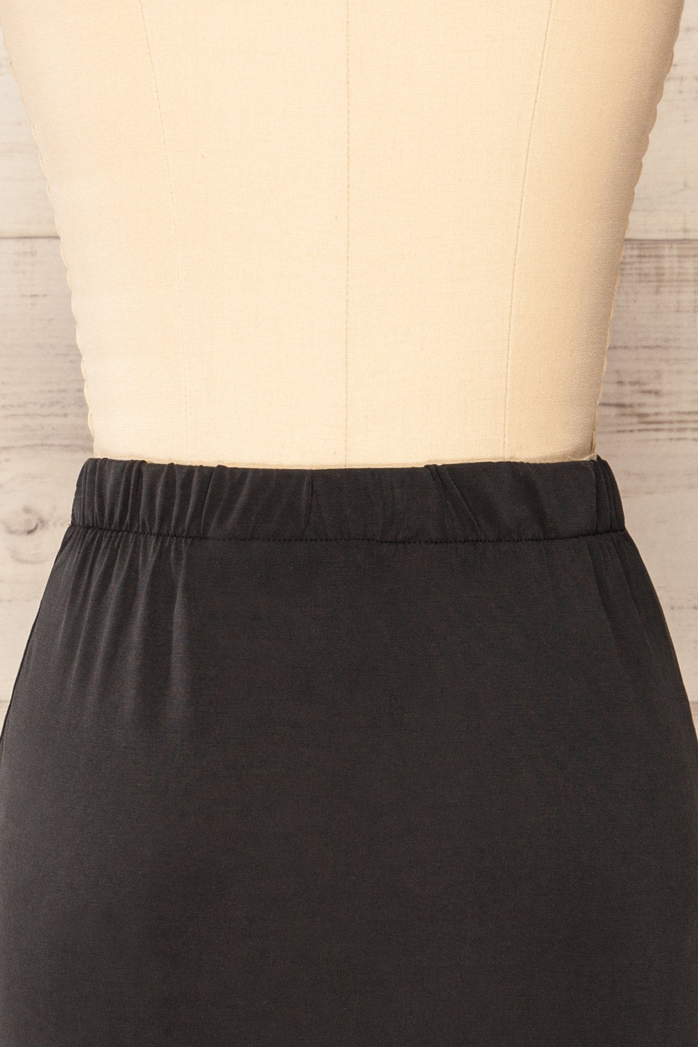 Kadence Black Knotted Midi Skirt Midi | La petite garçonne - Kadence back close up