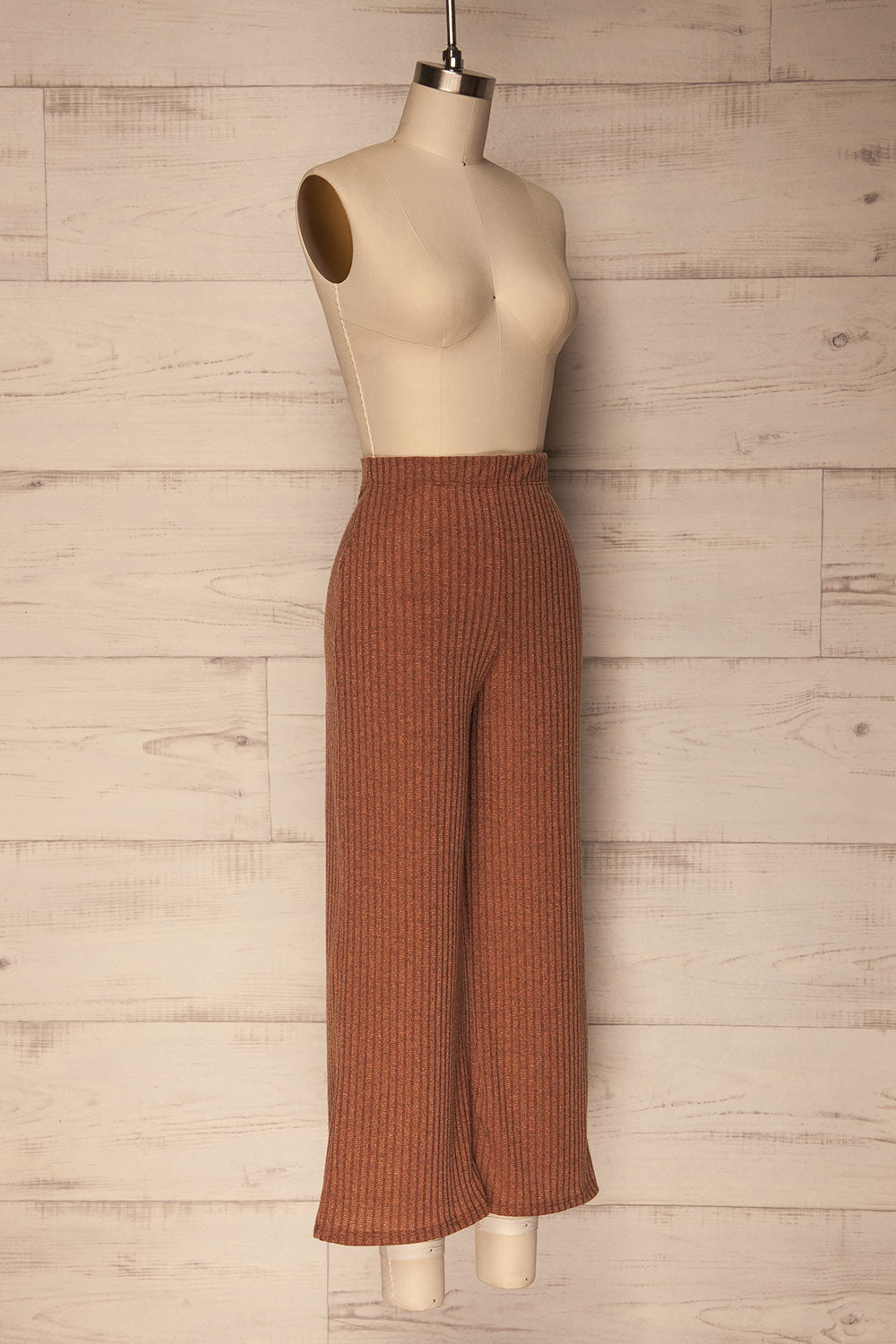 Kaiafa Mocha Orange Ribbed Wide Leg Cropped Pants | La Petite Garçonne 3