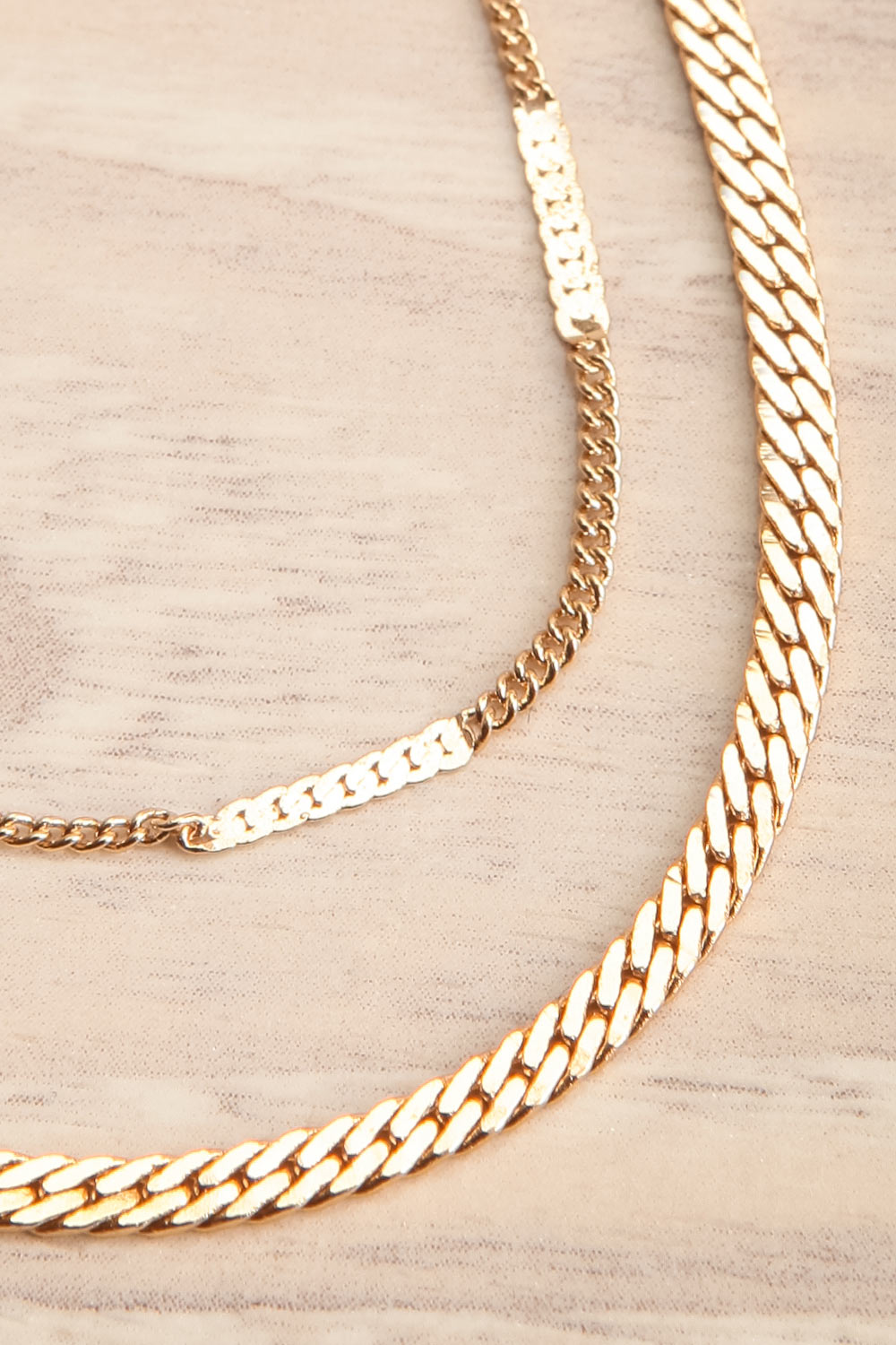 Kamoti Gold Layered Choker Necklace | La petite garçonne flat close-up