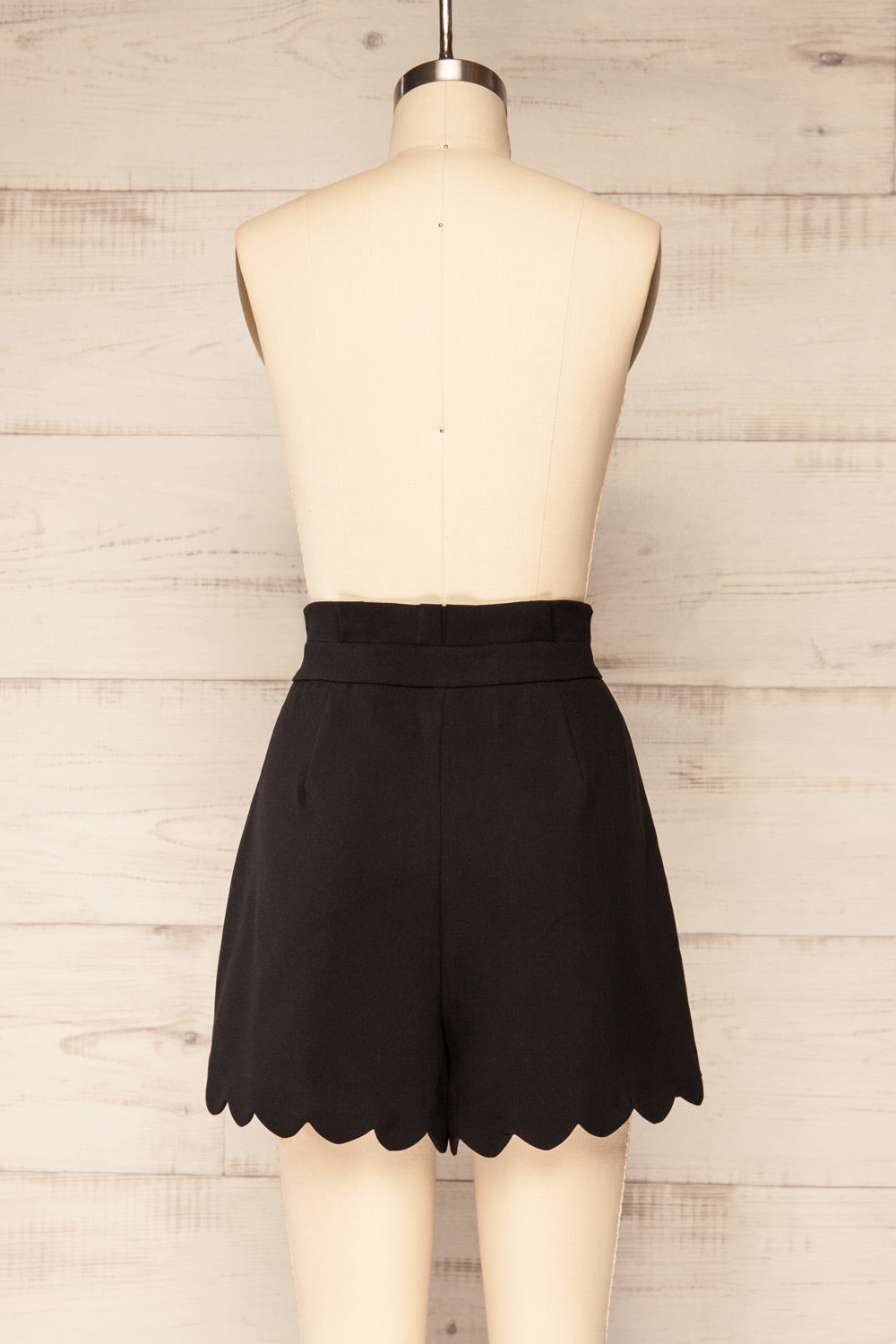 Karaba Black High-Waisted Shorts w/ Scalloped Hem | La petite garçonne back view