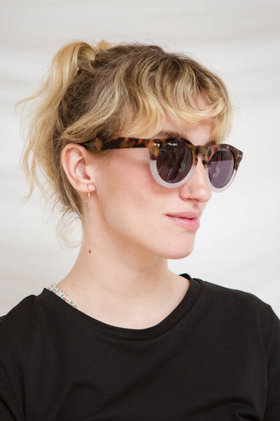 Karilia Clear & Brown Wayfarer Sunglasses | La Petite Garçonne model