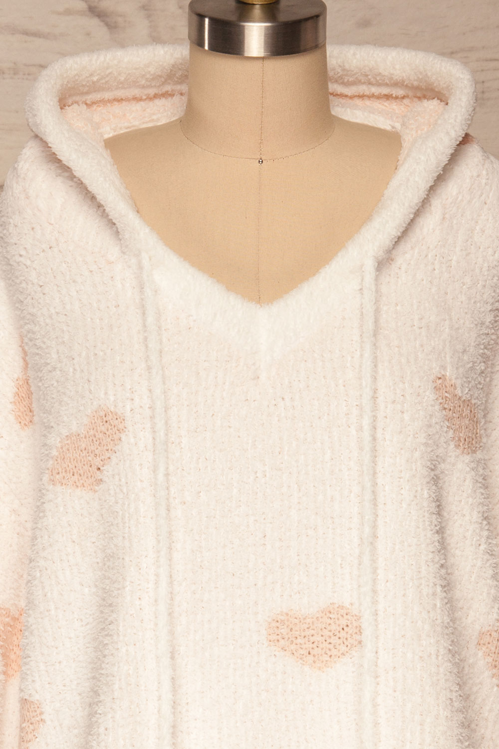 Kazimierza White Hearted Fuzzy Hoodie | La petite garçonne front close up