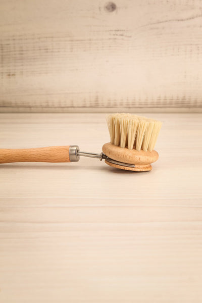 Kekaha Wood Brush | Brosse | La Petite Garçonne Chpt. 2