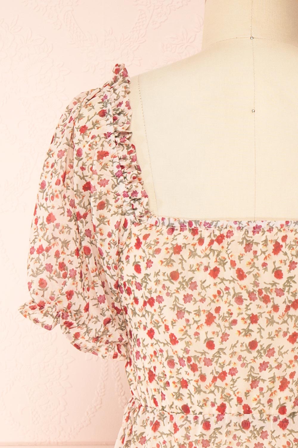 Kerus Floral Midi Dress | Boutique 1861  back close-up