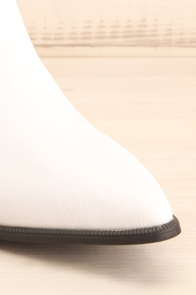 Khalkis White Western Style Ankle Boots front close-up | La Petite Garçonne