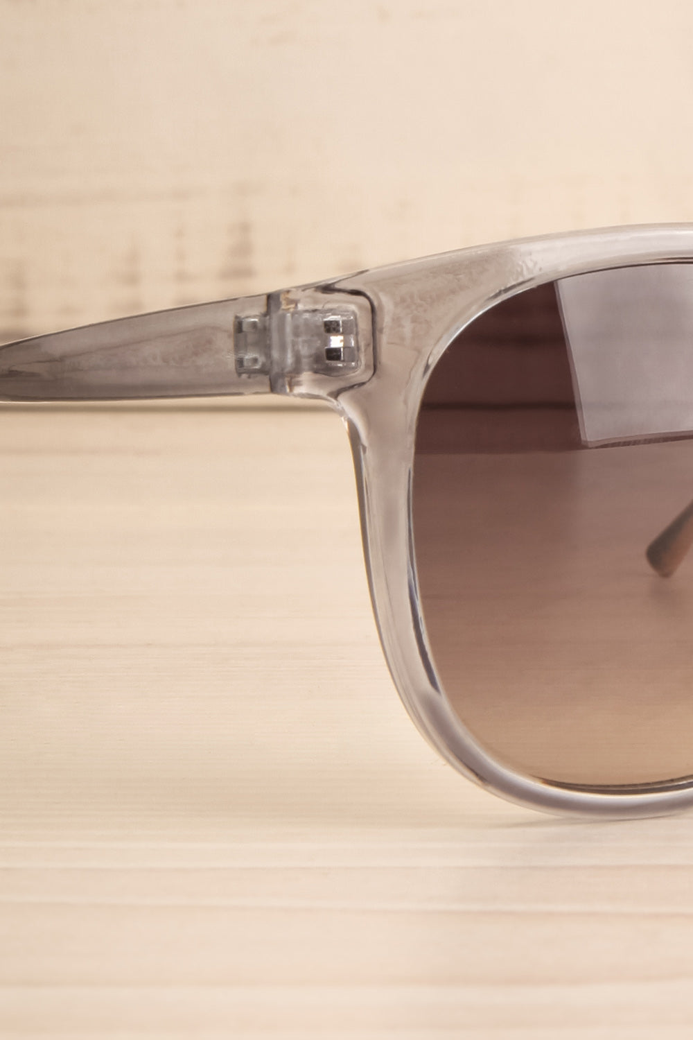 Khora Grey Wayfarer Sunglasses | La Petite Garçonne 2