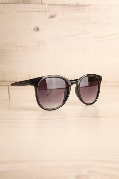 Khora Silver & Black Wayfarer Sunglasses | La Petite Garçonne 3