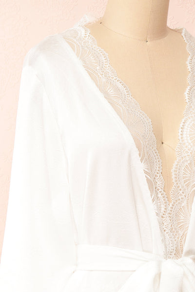 Kiliana Long Ivory Kimono w/ Lace Trim | Boutique 1861 side close-up
