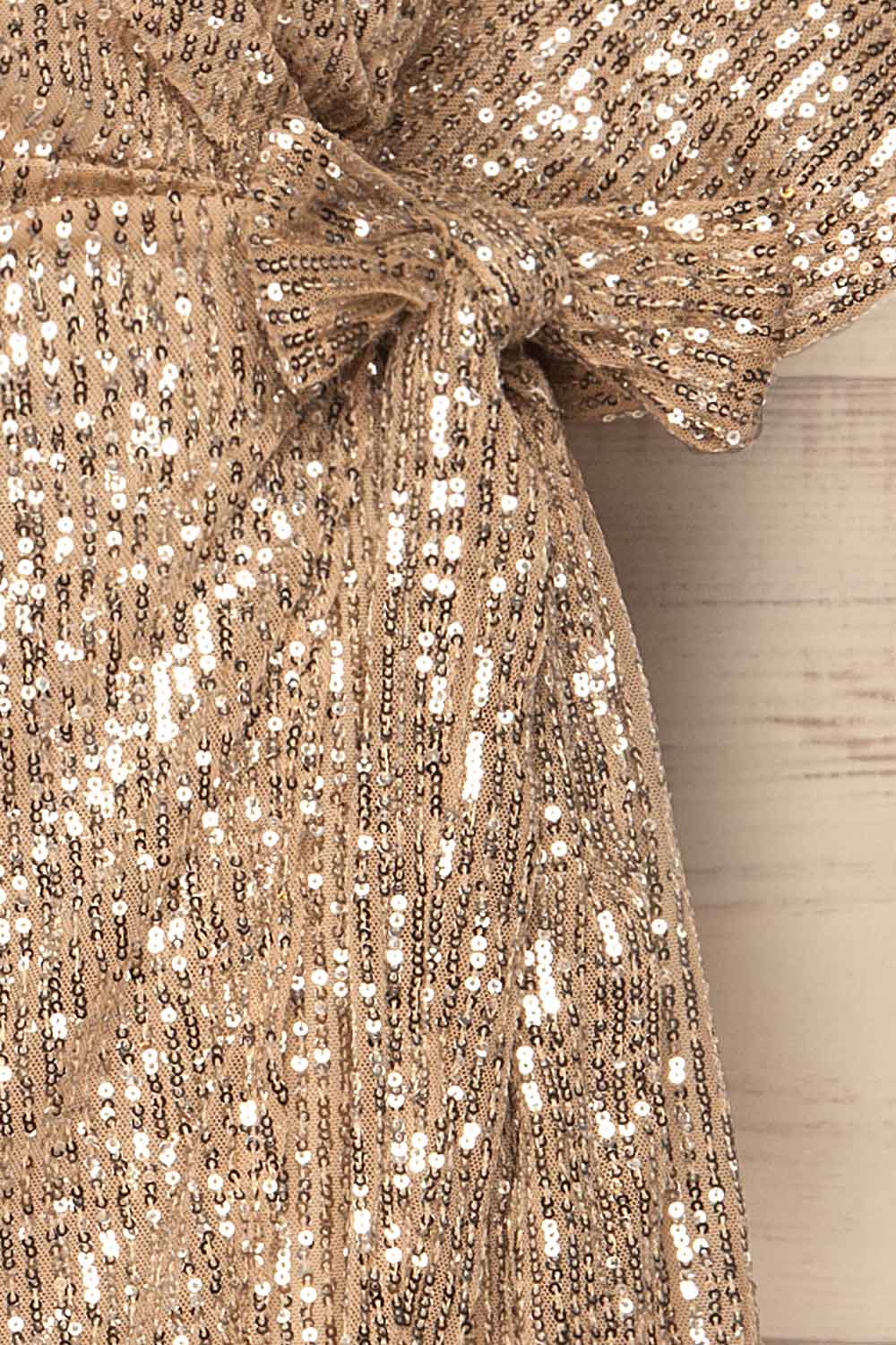 Kilme Or Champagne Romper | Combishort | La Petite Garçonne bow close-up