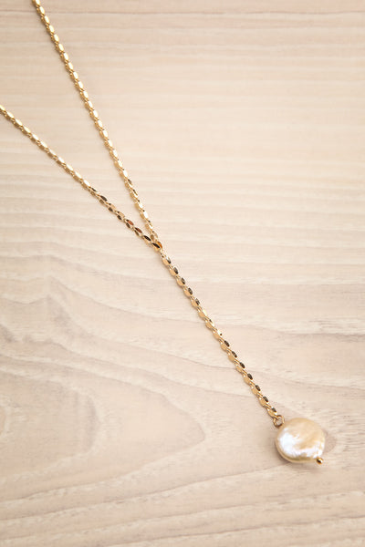 Knopia Golden Chain & Pearl Pendant Necklace | La Petite Garçonne 4