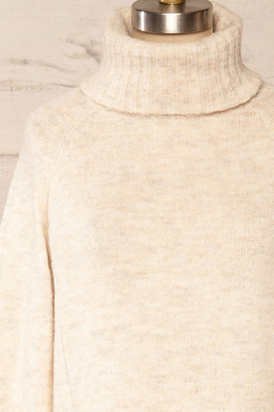 Kolono Beige Knit Turtleneck Sweater | La petite garçonne front close up