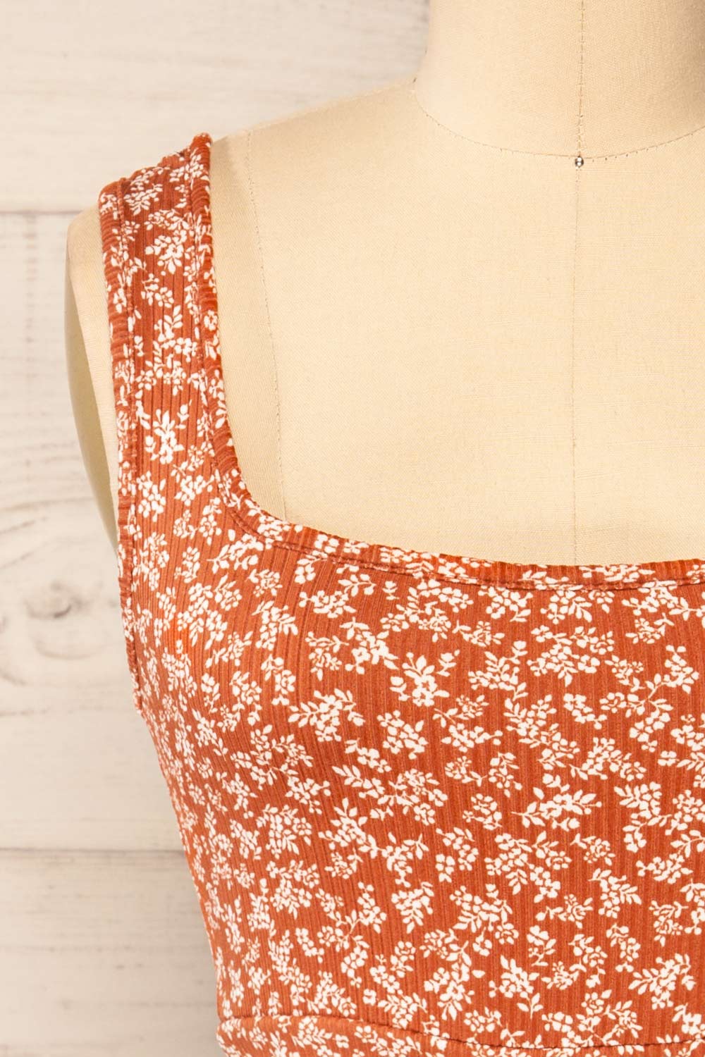 Koscier Rust Floral Ribbed Tank Top w/ Cut-Outs | La petite garçonne front close-up