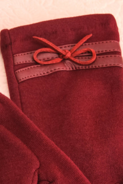 Kramatorsk Burgundy Faux-Fur Lined Gloves with Bow | Boutique 1861 2