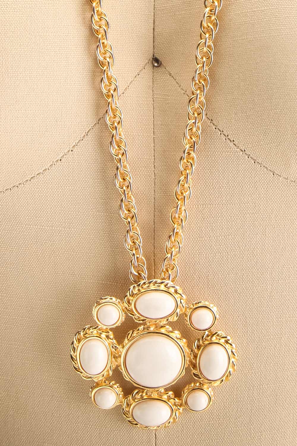Lady Margarita ~ Vintage Pendant Necklace | Boudoir 1861 close-up