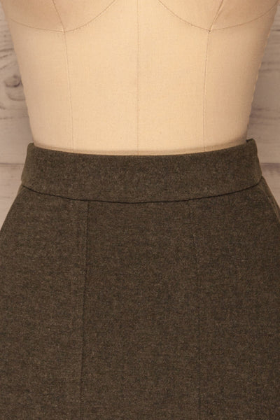 Lakshmi Khaki Felt Skirt | Jupe Courte | La Petite Garçonne front close-up