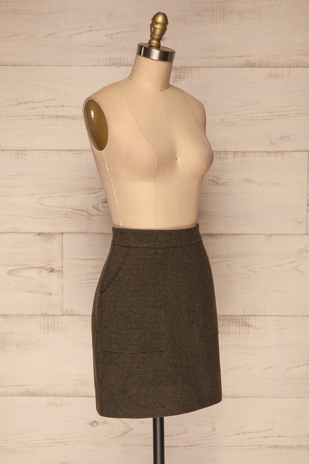 Lakshmi Khaki Felt Skirt | Jupe Courte | La Petite Garçonne side view 