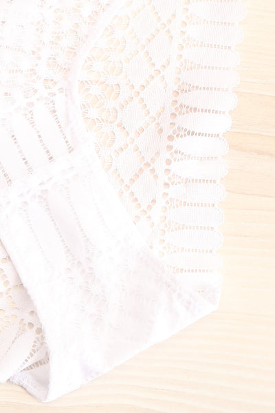 Larvik White Lace Bikini Underwear | La petite garçonne flat close-up