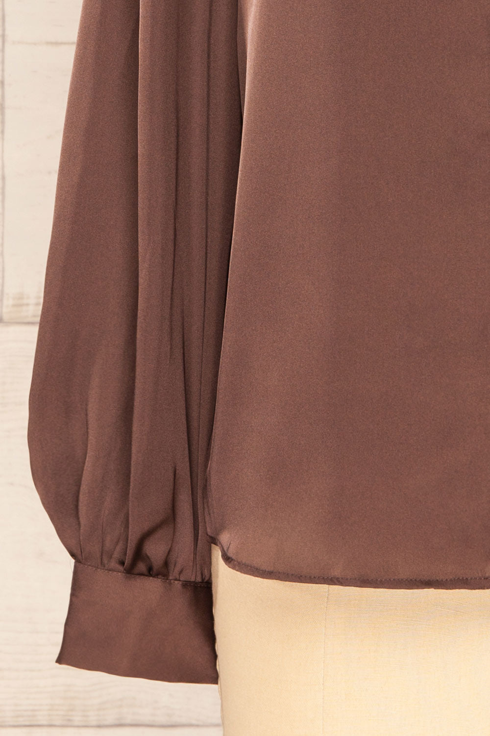 Lasatine Brown Satin Shirt w/ Puff Sleeves | La petite garçonne sleeve