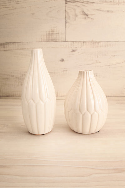 Lauca Beige Textured Ceramic Vase | Maison garçonne
