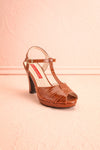 Laurentine Brown Retro Heels | Talons Rétro | Boutique 1861 front view