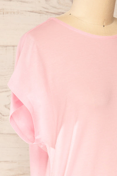 Leeds Pink Short Sleeve Top with Drawstring | La petite garçonne side close-up