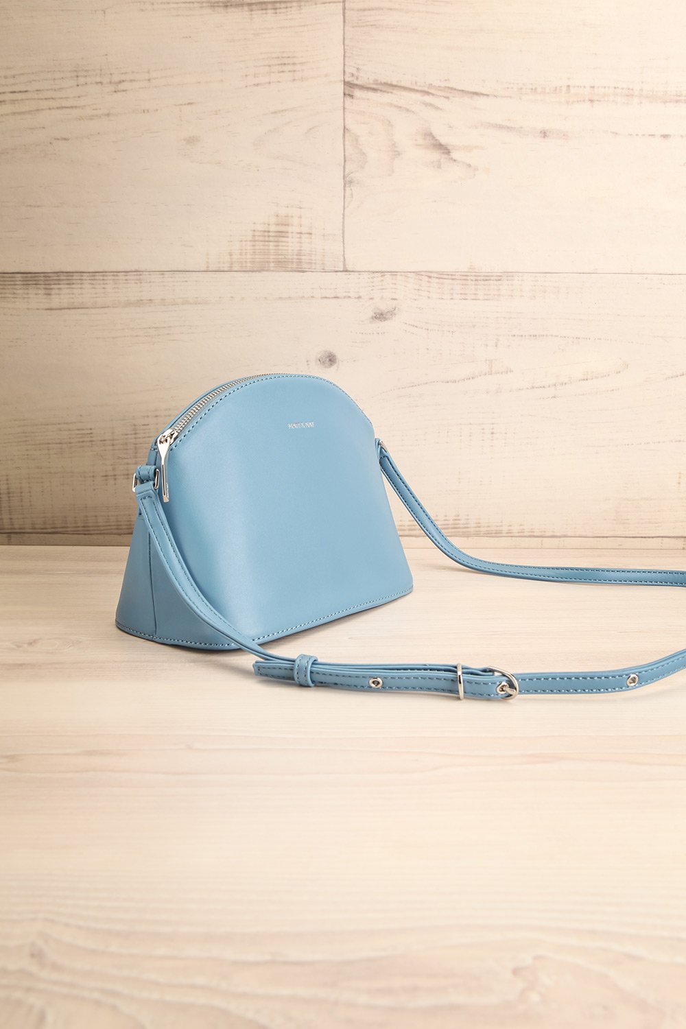 Leona Bleu Matt & Nat Crossbody Bag | La petite garçonne side view