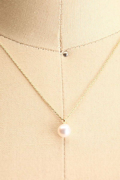 Leskovice Gold & Pearl Pendant Necklace | La Petite Garçonne 4