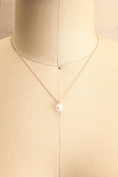 Leskovice Gold & Pearl Pendant Necklace | La Petite Garçonne 1