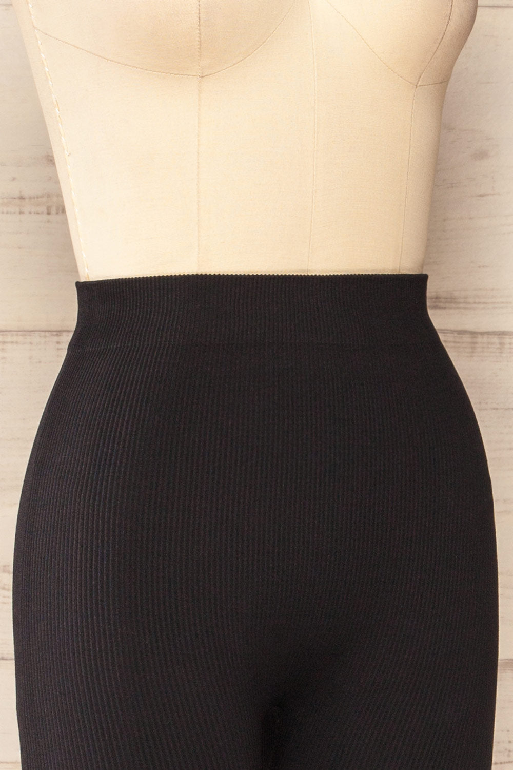 Lexington Black High-Waisted Ribbed Leggings  side close-up