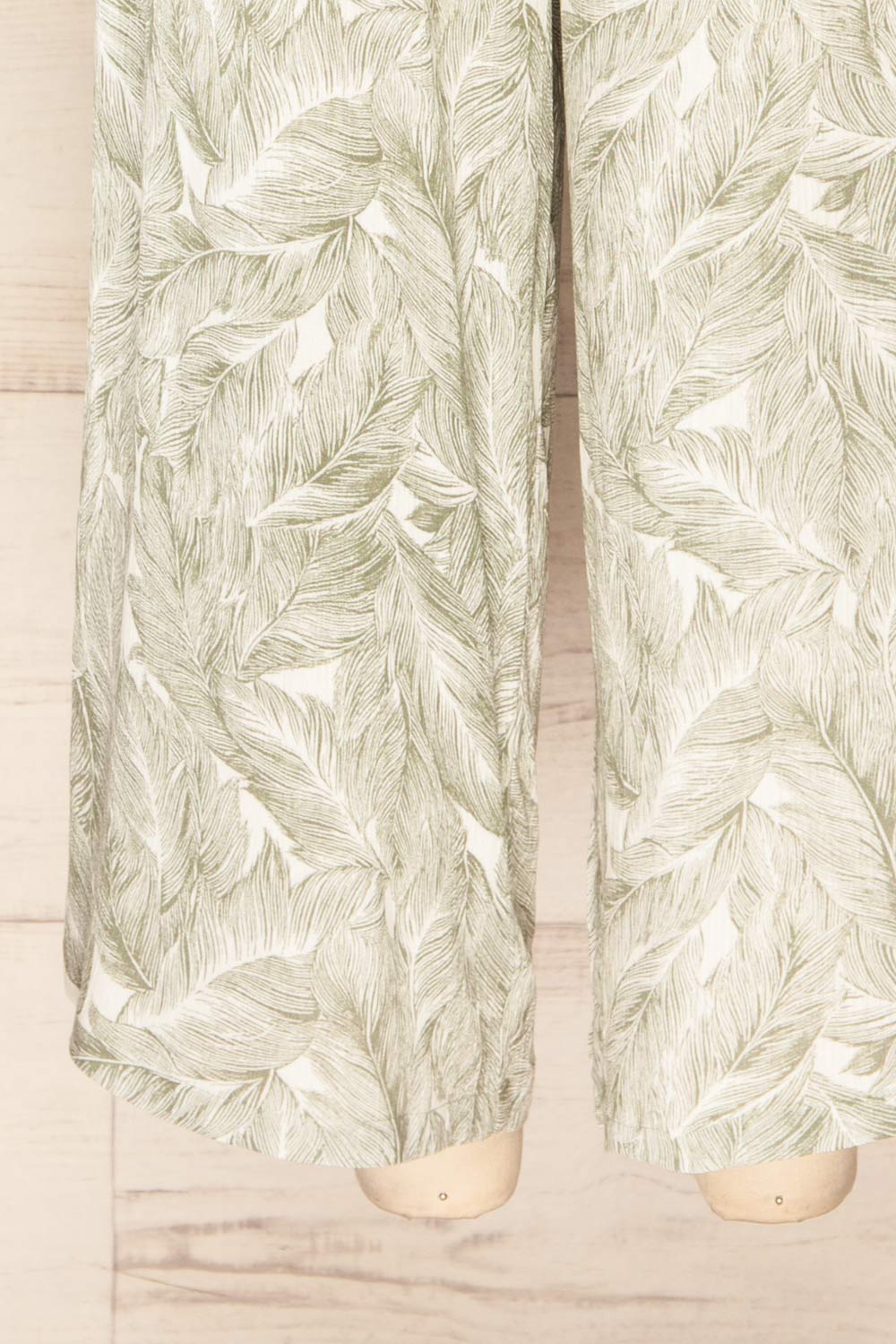 Leyde Olive feather Patterned Overalls | La petite garçonne bottom 