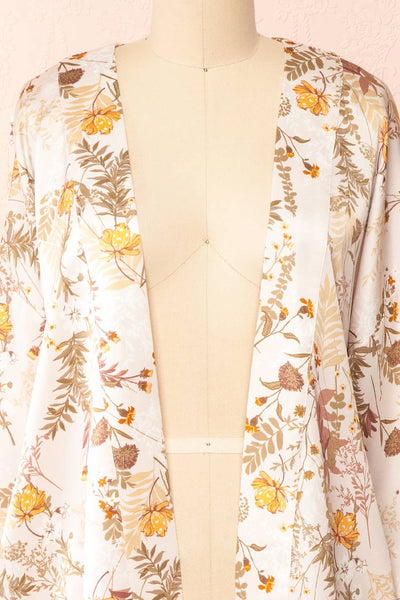 Linnea Short Floral Kimono | Boutique 1861 open close-up