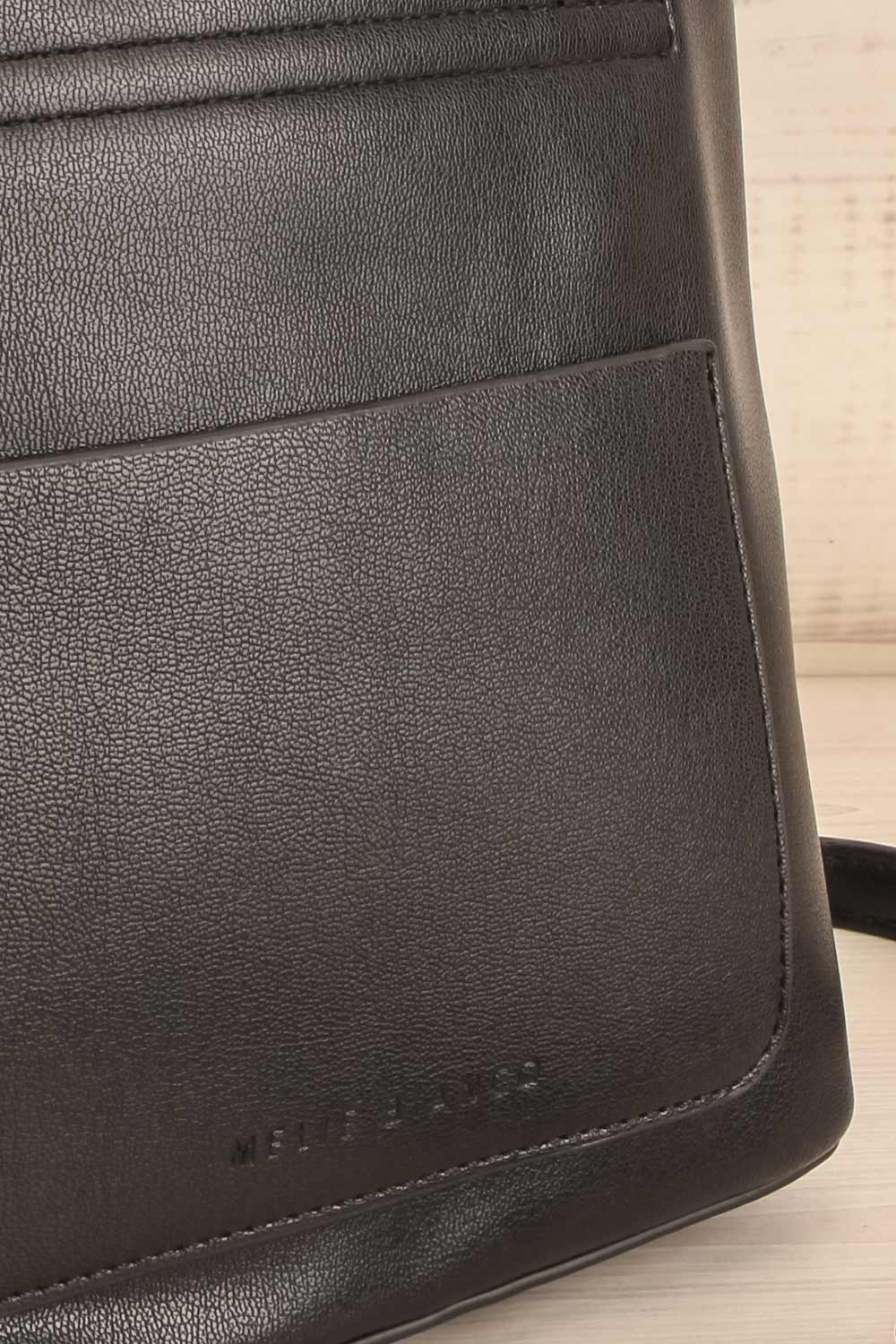 Linrot Black Small Vegan Leather Tote Bag | La petite garçonne details