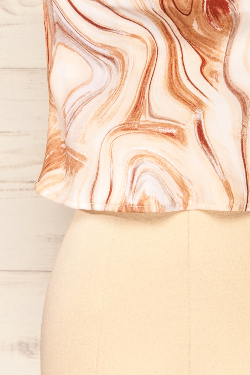 Lolah Marble Pattern Satin Crop Top | La petite garçonne bottom