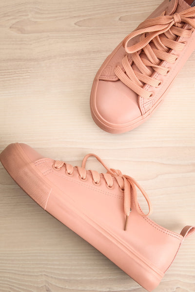 Longe Rose Blush Matt & Nat Sneakers | La Petite Garçonne Chpt. 2 1