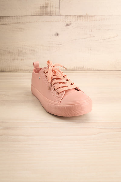 Longe Rose Blush Matt & Nat Sneakers | La Petite Garçonne Chpt. 2 3