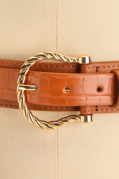 Lorca Caramel Faux-Leather Belt | La petite garçonne close-up