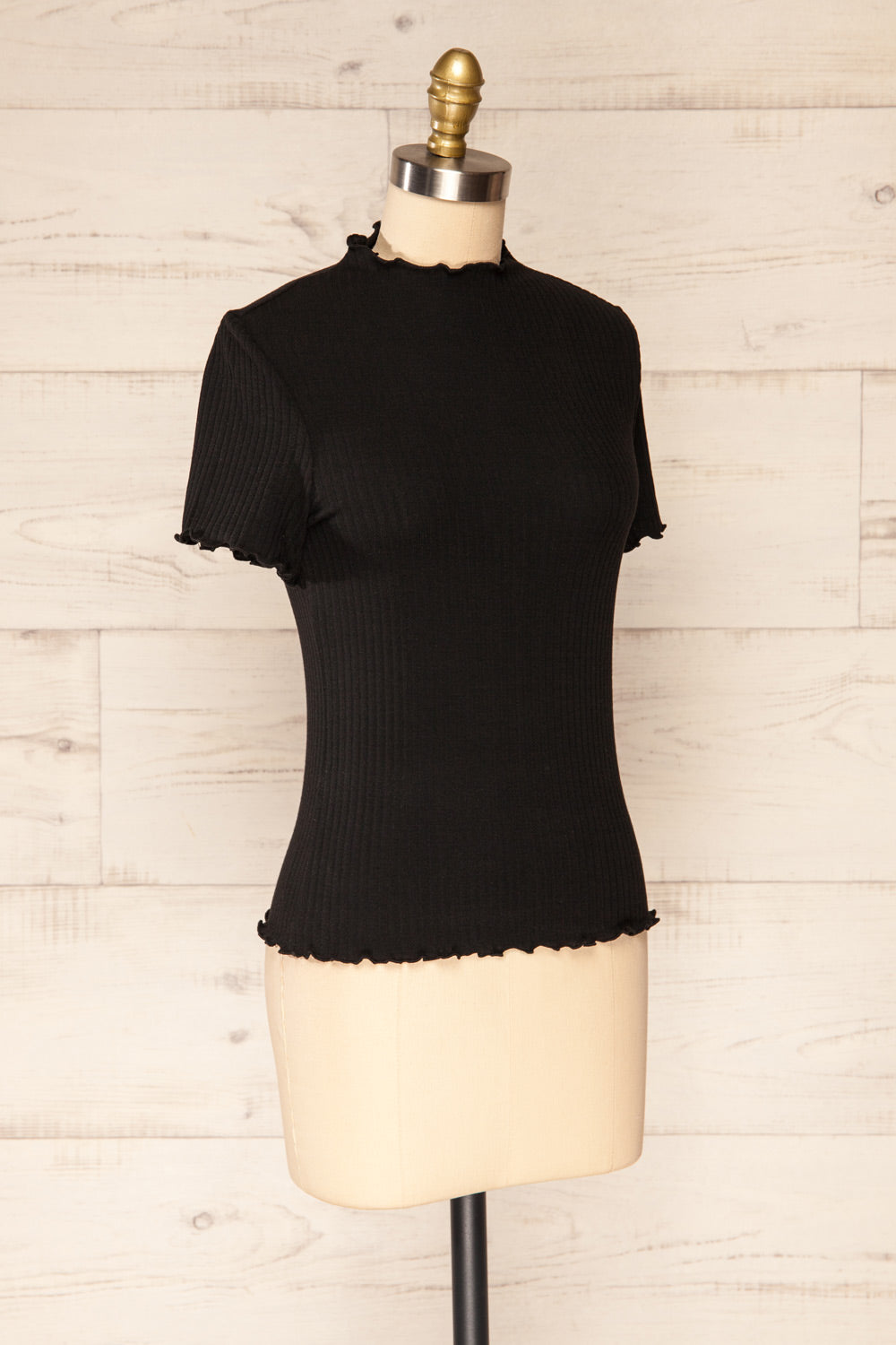 Loula Black Ribbed Frill-Trimmed Crop Top | La petite garçonne side view