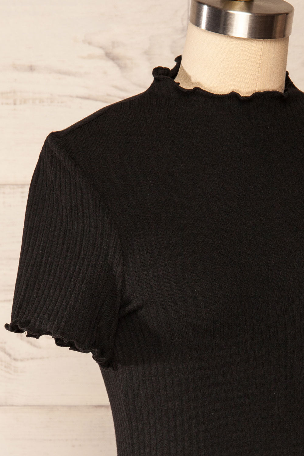 Loula Black Ribbed Frill-Trimmed Crop Top | La petite garçonne side close up