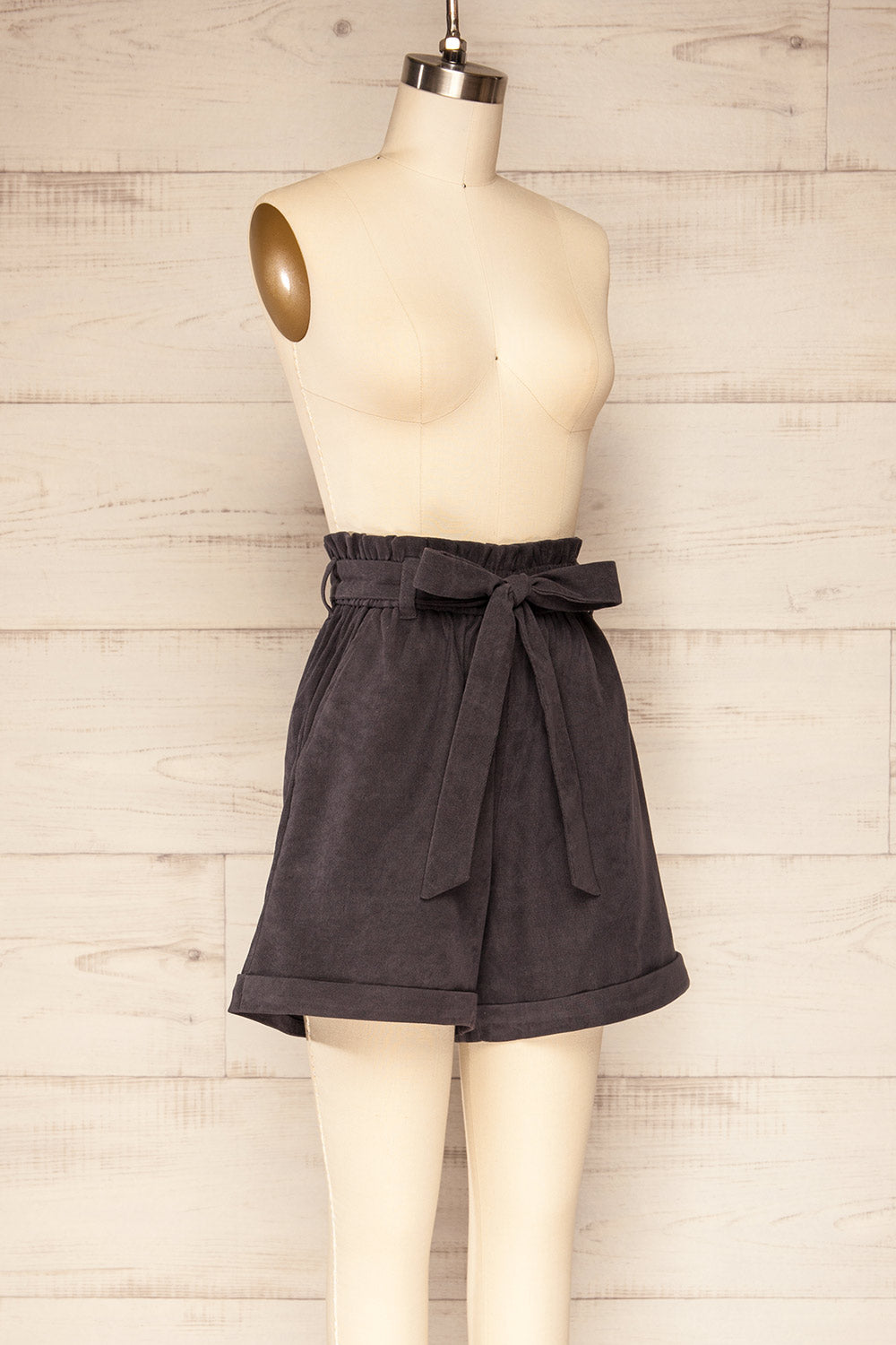 Loumalou Charcoal High-Waisted Corduroy Shorts | La petite garçonne side view  