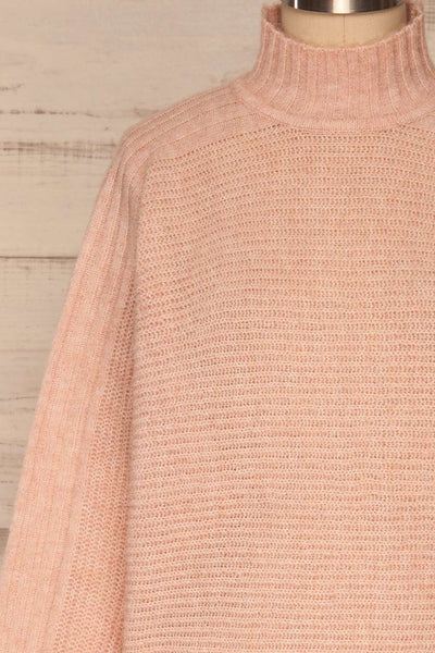 Lubawa Pink Sweater | Tricot Rose | La Petite Garçonne front close-up