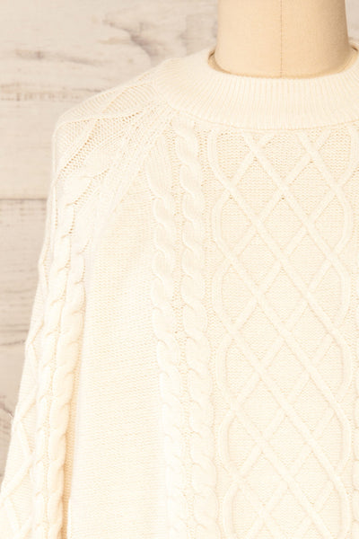 Ludus Knit Sweater w/ Round Collar | La petite garçonne front close-up