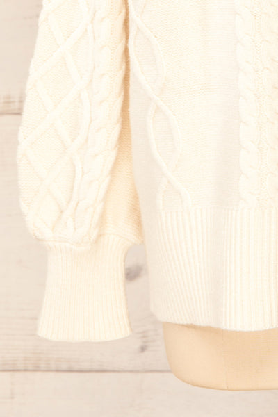 Ludus Knit Sweater w/ Round Collar | La petite garçonne bottom