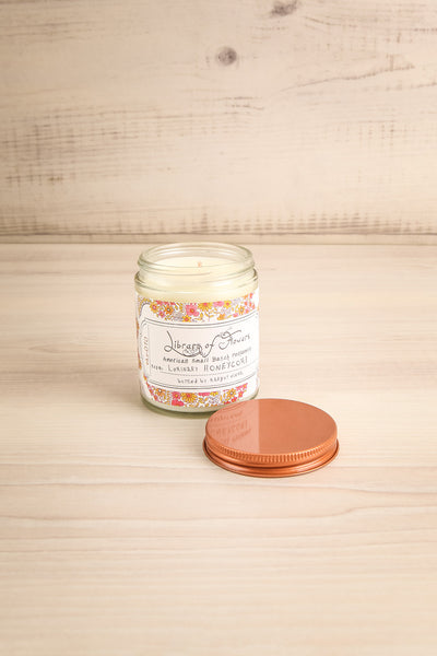 Honeycomb Luminary Perfumed Candle | La Petite Garçonne Chpt. 2 1